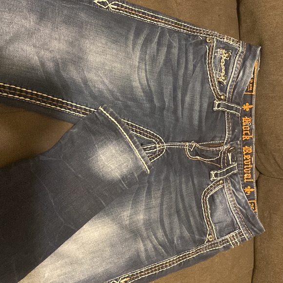 Womens Rock Revivals - Picture 3 of 3